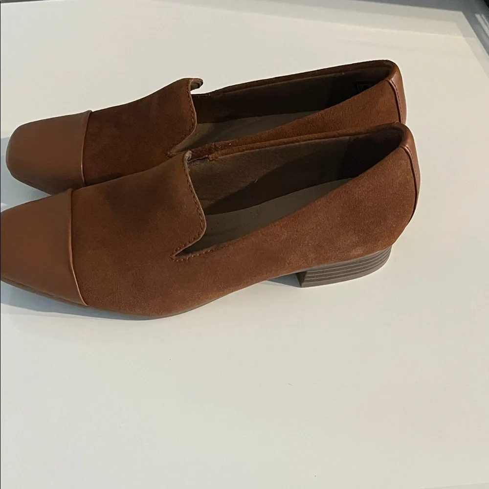 Clarks Women’s Brown‎ Suede and Leather Loafers Size 8